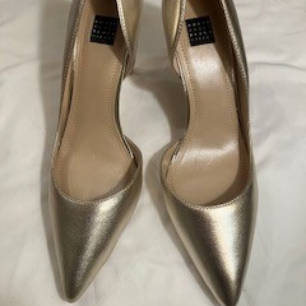 Whit House Black Market Ella Metallic Gold Heels 7.5